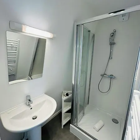 We Live In R - Duplex 501 Reims