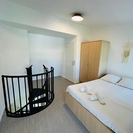 公寓 We Live In R - Duplex 501 兰斯